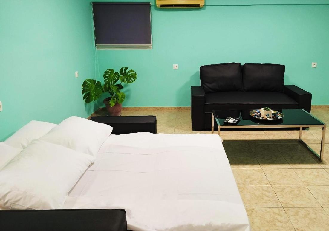 Sleepili Apartment Vrisai Bagian luar foto