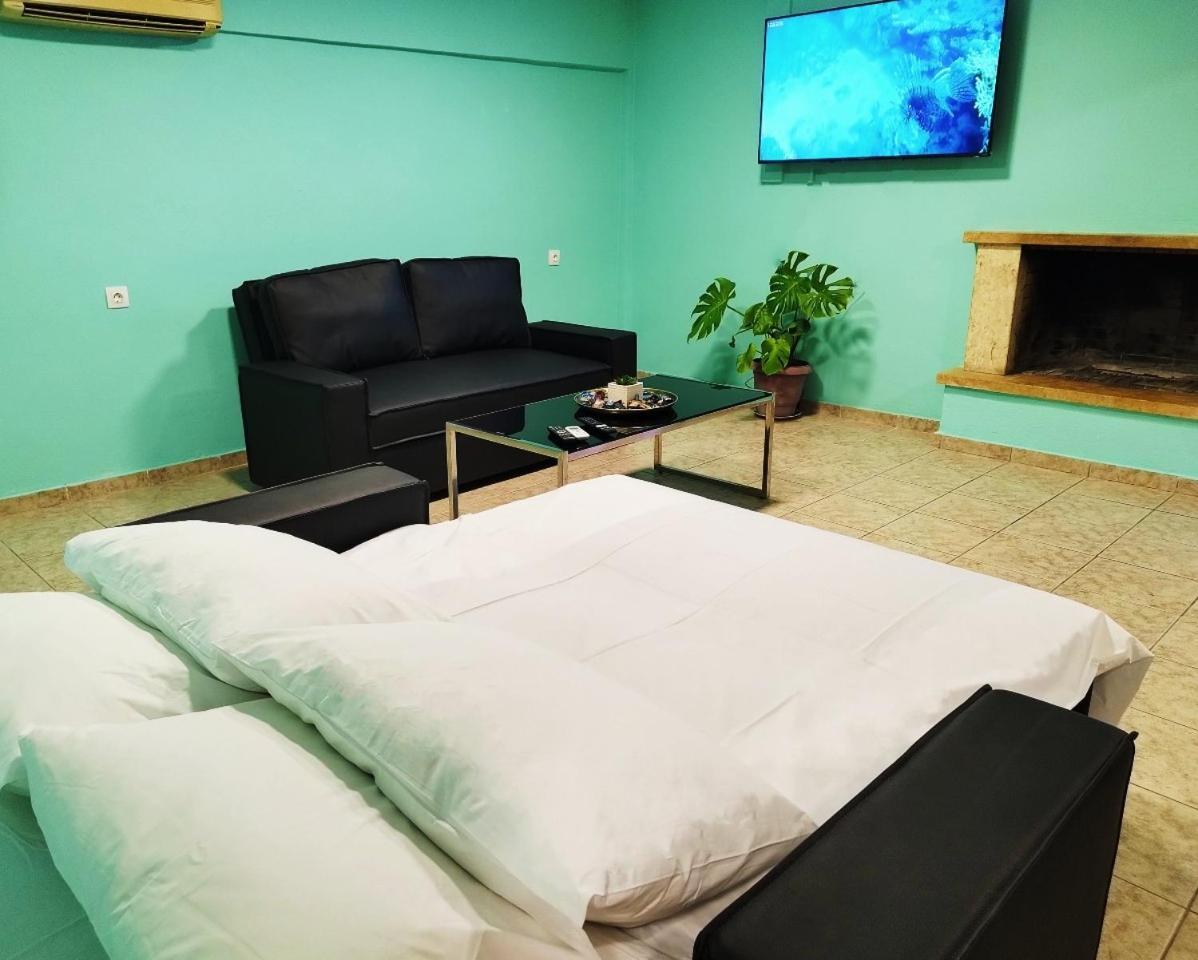 Sleepili Apartment Vrisai Bagian luar foto
