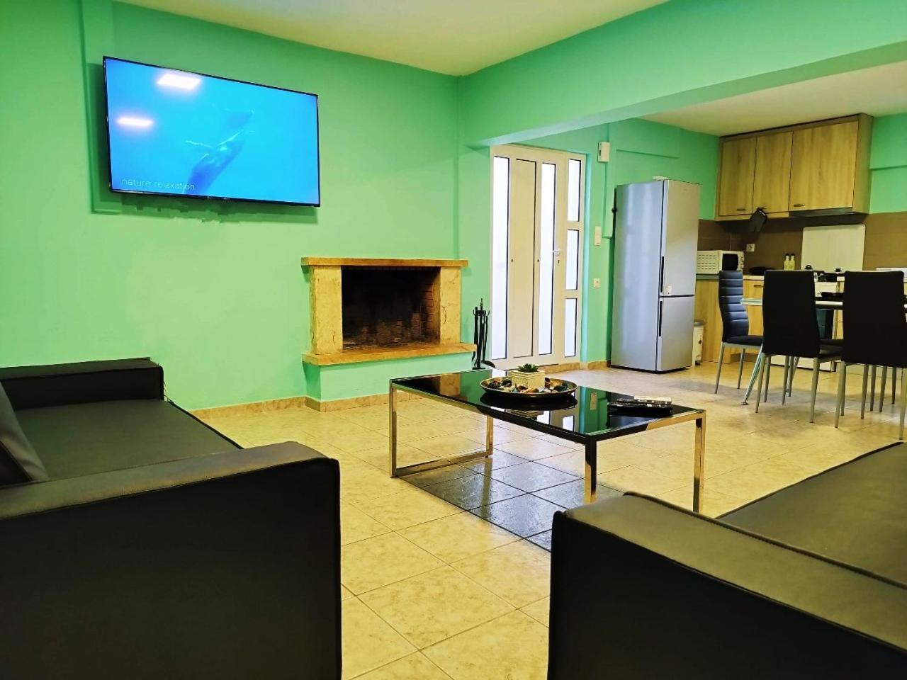 Sleepili Apartment Vrisai Bagian luar foto