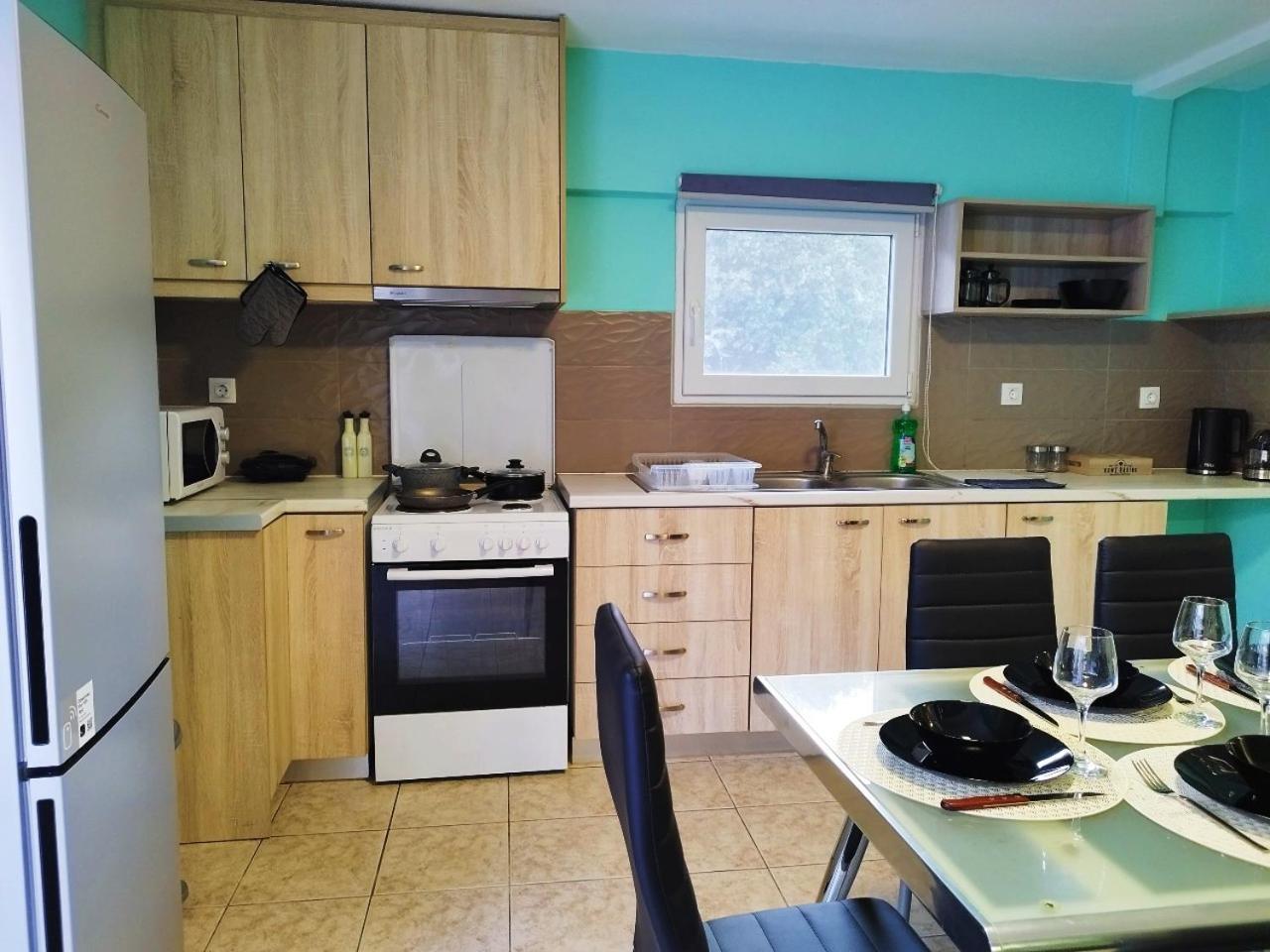 Sleepili Apartment Vrisai Bagian luar foto